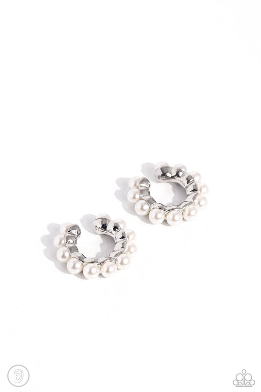 Paparazzi Popular Pearls - White Earring